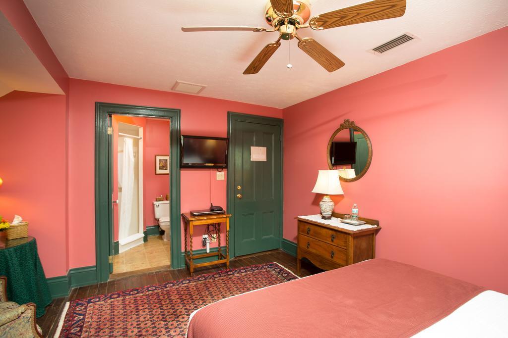 Spencer House Inn Saint Marys Room photo